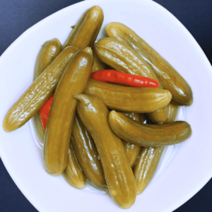 מלפפון חמוץ ביתי